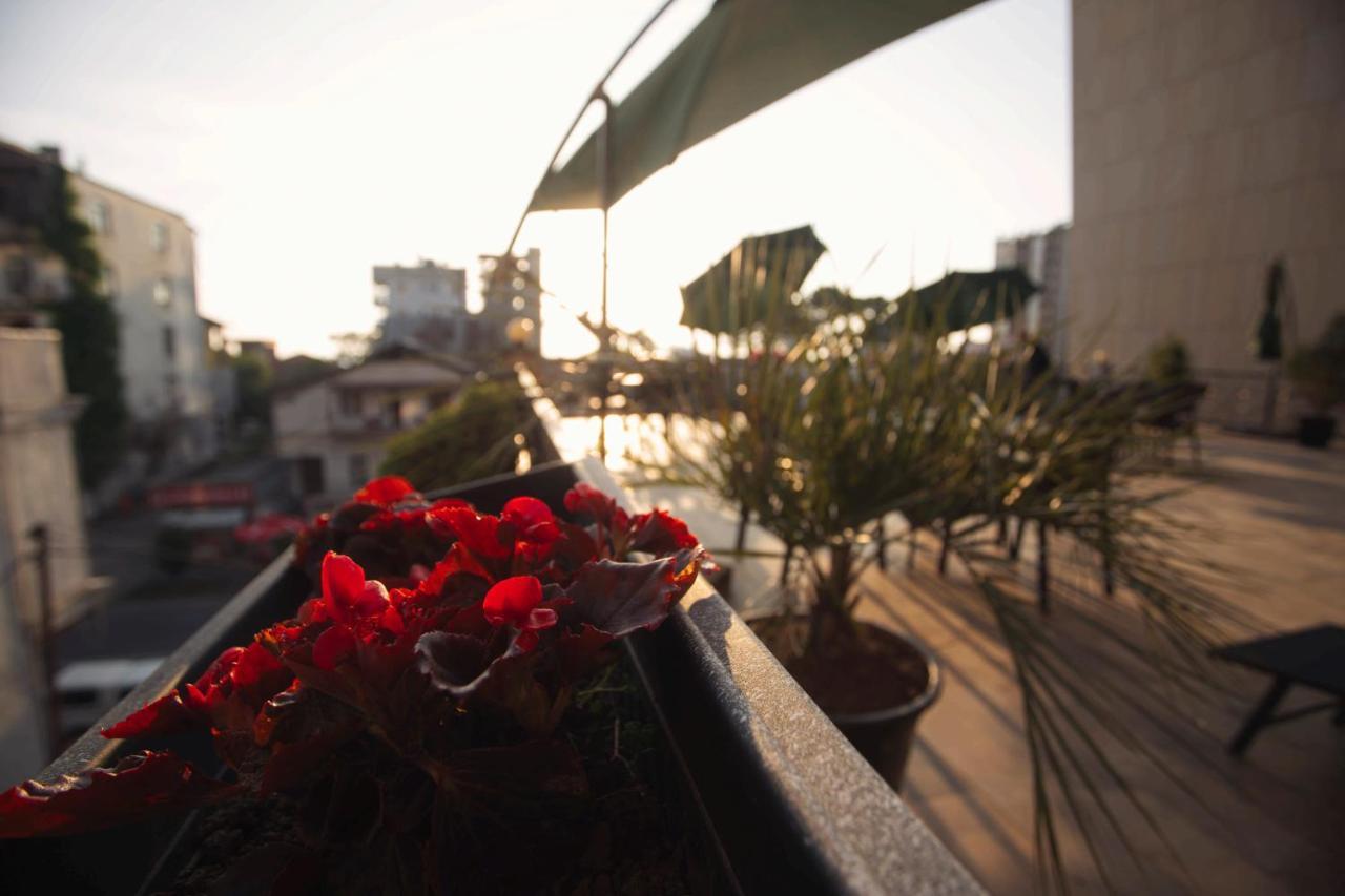 Hotel Irise Kobuleti ภายนอก รูปภาพ