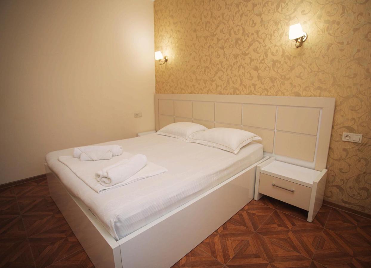 Hotel Irise Kobuleti ภายนอก รูปภาพ